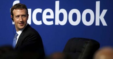 Facebook CEO Mark Zuckerberg rattled out a stream of apologies mixed with pleas for patience and promises to investigate the breaches and harvesting of EU citizens_01