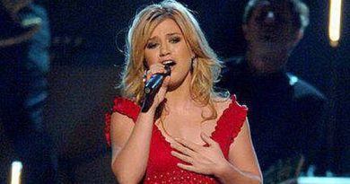Kelly Clarkson Billboard Music Awards Opening Medley Performan