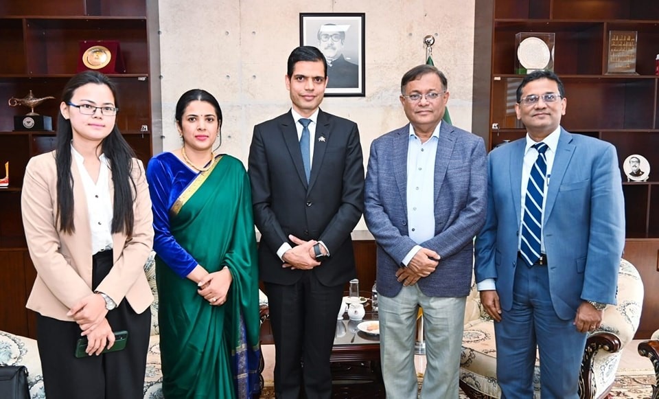Ambassador-of-Nepal-to-Bangladesh-H.E.-Mr.-Ghanshyam-Bhandari-and-BD-Foreign-Minister-Mr.-Dr.-Hasan-Mahmud